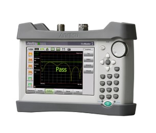 Anritsu S331L Site Master 手持式電纜與天線分析儀
